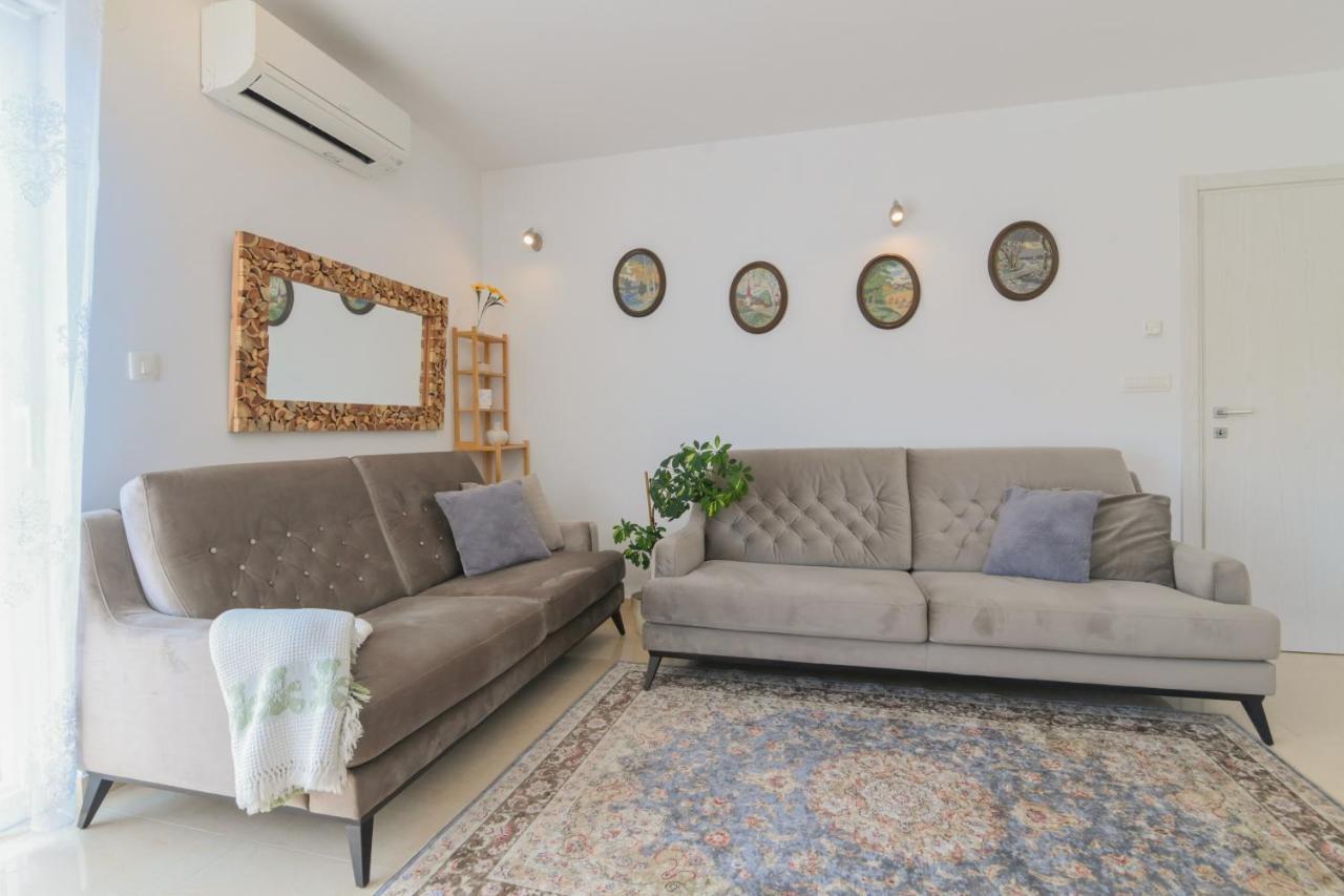 Apartman Iskra Apartment Rijeka Exterior photo